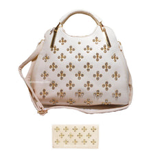 Cargar imagen en el visor de la galería, Bolso de mano tipo cartera LOEM Polka Shoulder L con diseño de flores y tachuelas de diamantes de imitación F17E