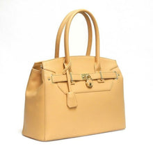 Cargar imagen en el visor de la galería, Bolso de hombro con bolsillos con cremallera y candado de la marca LOEM inspirado en el diseñador