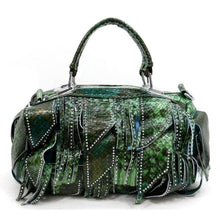 Cargar imagen en el visor de la galería, Bolso de mano con borlas verdes y micro diamantes de imitación en relieve de cocodrilo