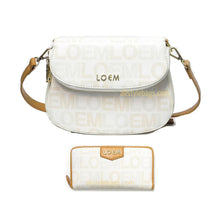 Cargar imagen en el visor de la galería, Bolso bandolera LOEM Signature en color beige, crema y blanco con bolsillos tipo cartera