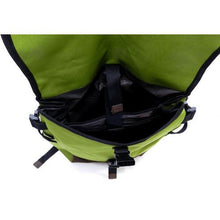 Cargar imagen en el visor de la galería, Mochila escolar deportiva de lona verde con forma de iPad y portátil, bolsillo blanco

