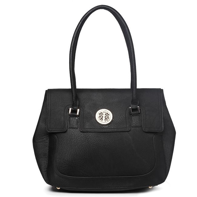 Bolso tipo cartera con medallón y diseño floral dorado, color negro y bolsillos con solapa