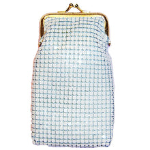 Cargar imagen en el visor de la galería, Cartera de mano de metal dorado, estuche para cigarrillos, bolígrafos, monedas, billetera inspirada en el diseñador
